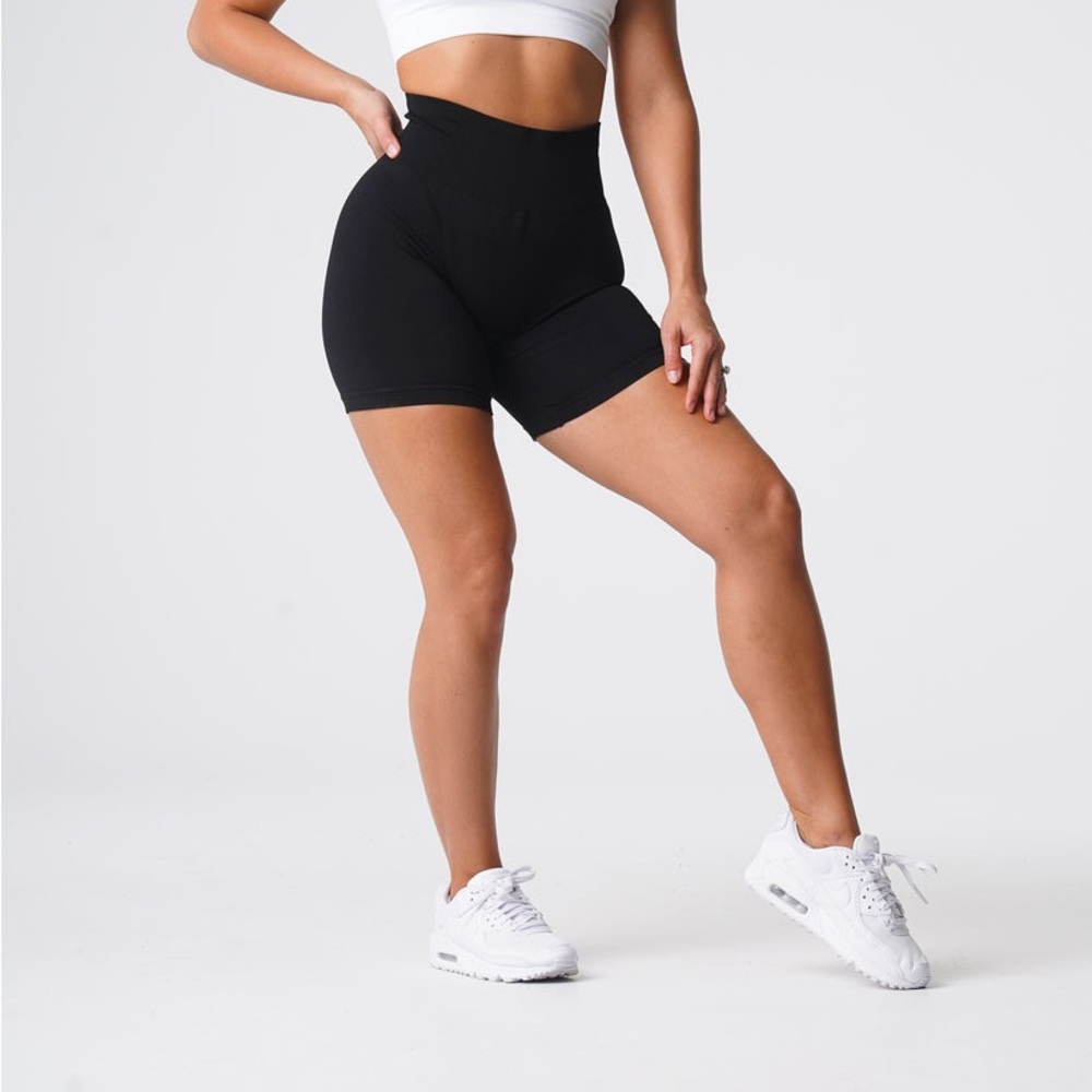 NVGTN Black Solid Seamless Shorts - XS